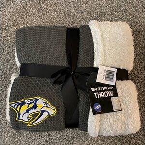 Brand new Nashville Predators waffle blanket